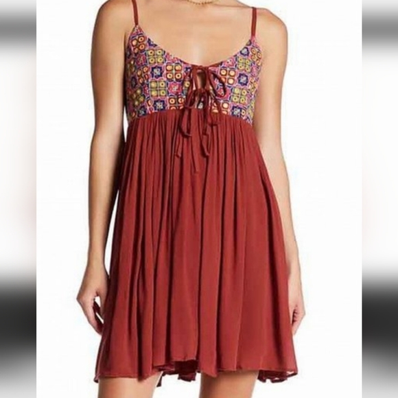 Romeo & Juliet Couture Dresses & Skirts - Romeo + Juliet Boho Patterned Sundress Size medium